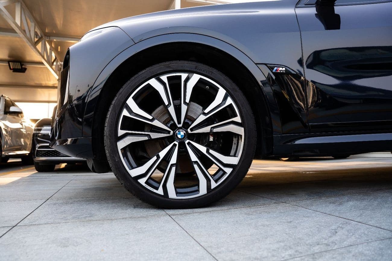 2024 BMW X7 M60i XDRIVE thumbnail 4