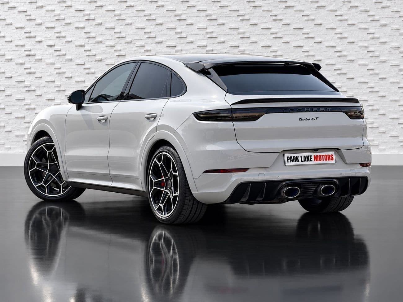 2022 Porsche Cayenne TURBO GT thumbnail 3