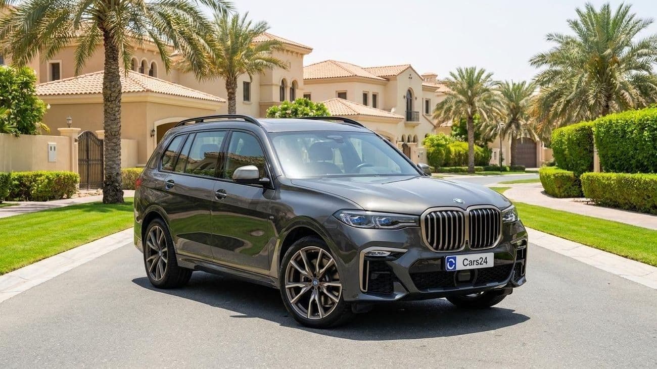 2022 BMW X7 M50i