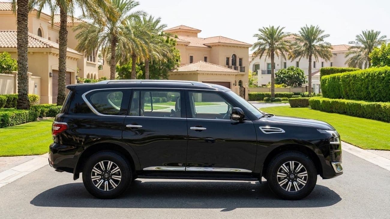 2024 Nissan Patrol SE TITANIUM thumbnail 3