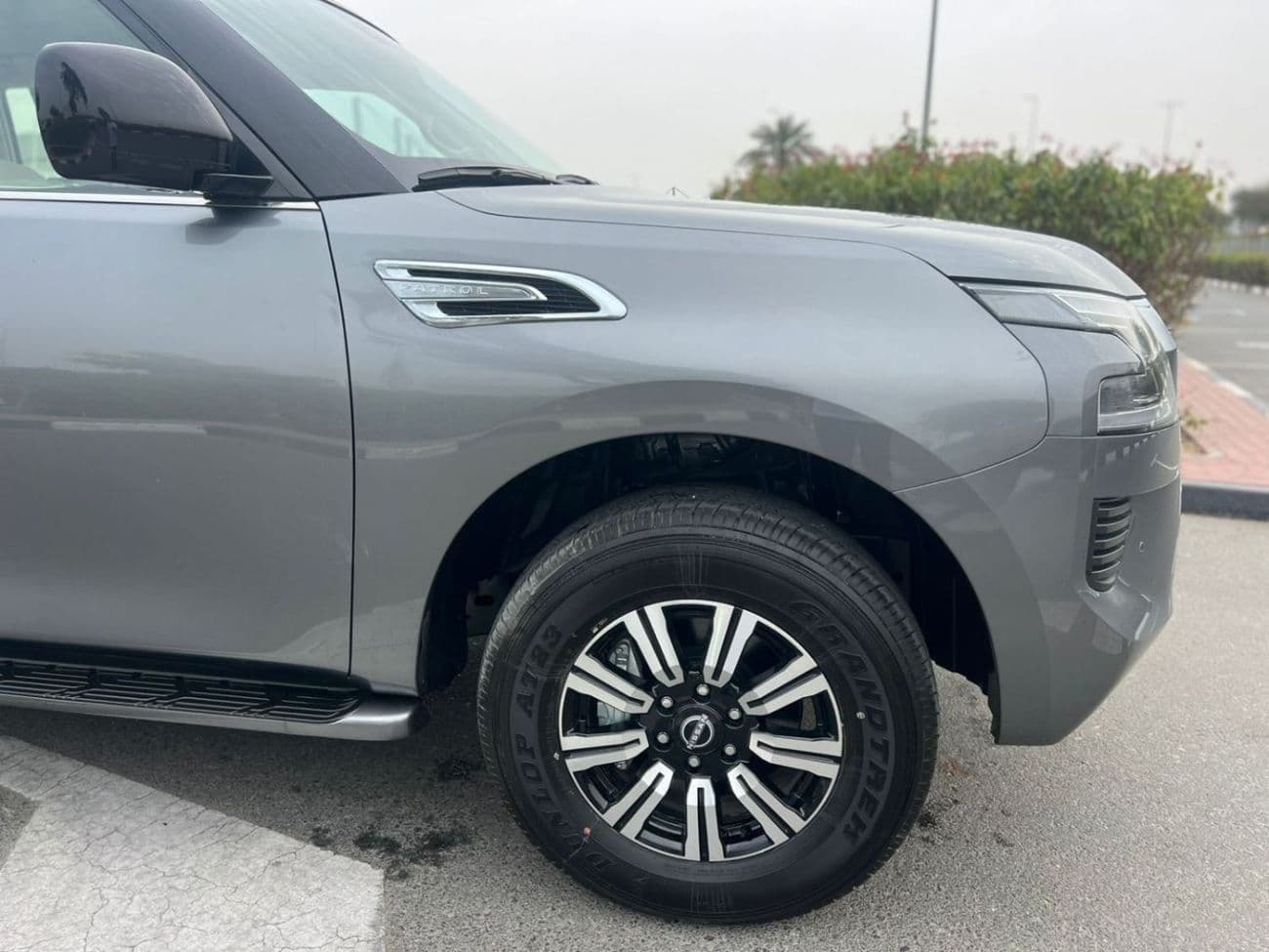 2024 Nissan Patrol XE thumbnail 3