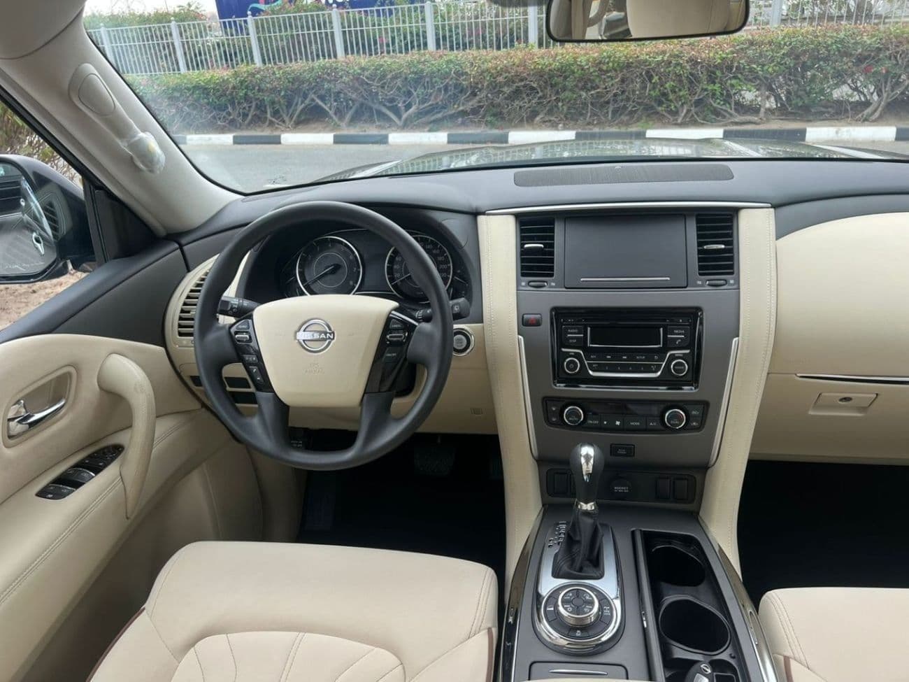 2024 Nissan Patrol XE thumbnail 8