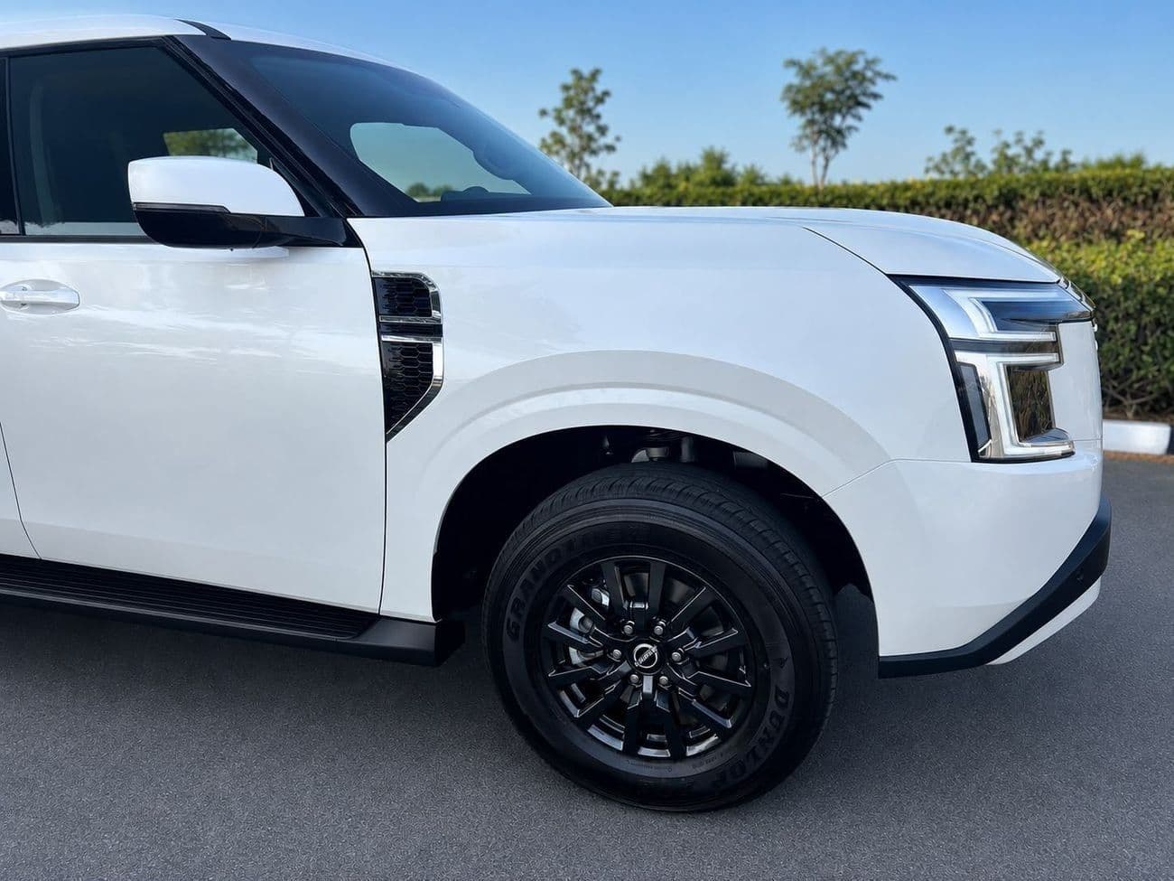 2026 Nissan Patrol XE thumbnail 5