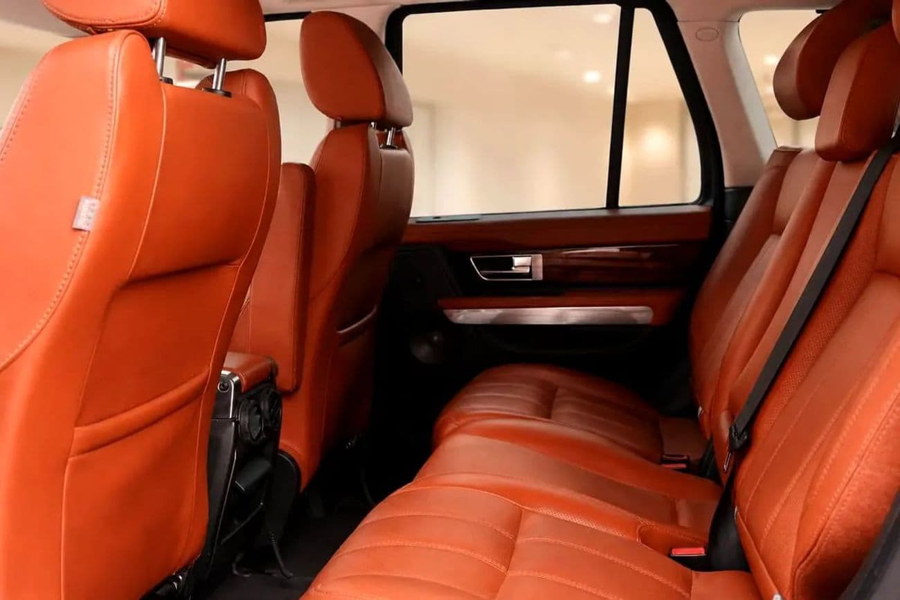 2011 Land Rover Range Rover Sport thumbnail 5