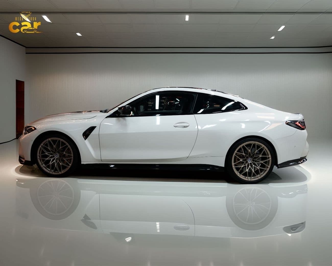 2023 BMW M4 M COMPETITION thumbnail 4