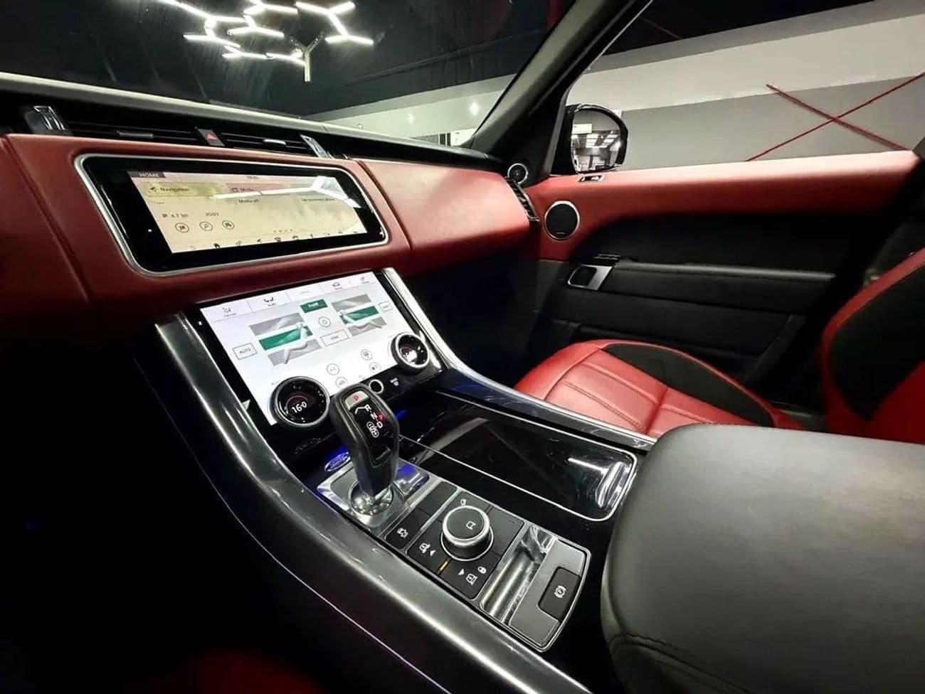 2020 Land Rover Range Rover Sport HSE DYNAMIC thumbnail 8