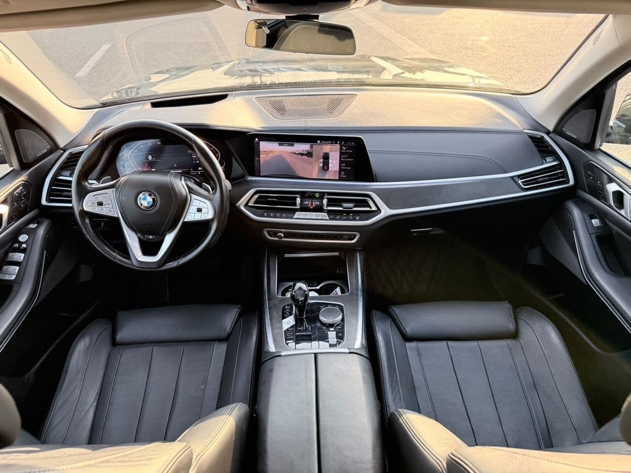 2019 BMW X7 50i PURE EXCELLENCE thumbnail 3