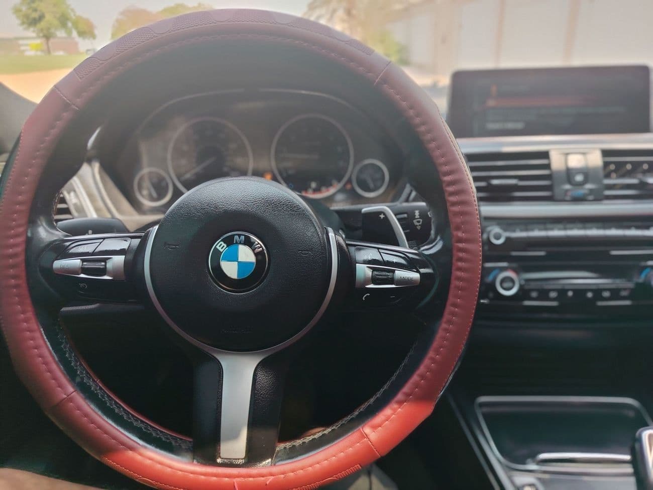 2017 BMW 320i SPECIAL EDITION thumbnail 3