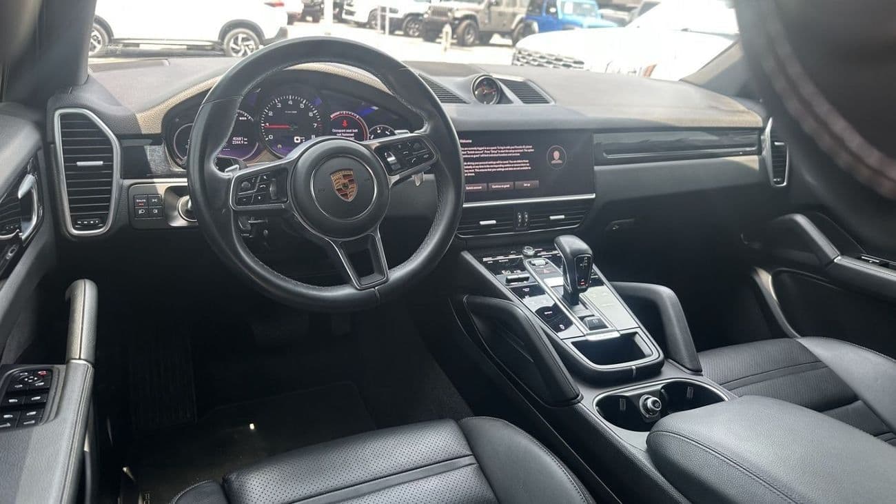 2022 Porsche Cayenne STANDARD thumbnail 7