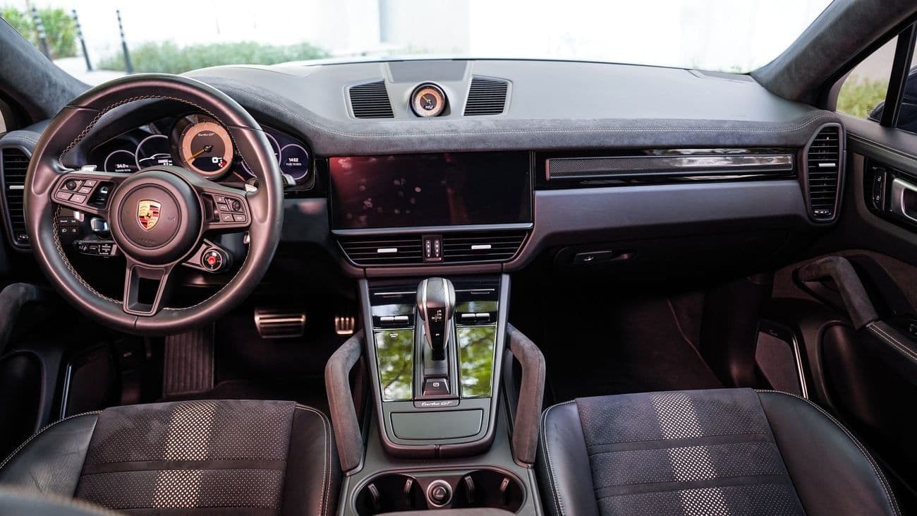 2022 Porsche Cayenne TURBO GT thumbnail 8