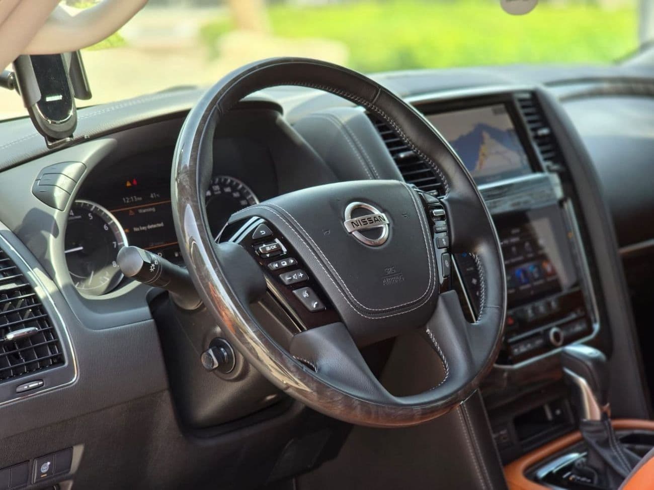 2020 Nissan Patrol SE PLATINUM CITY thumbnail 6