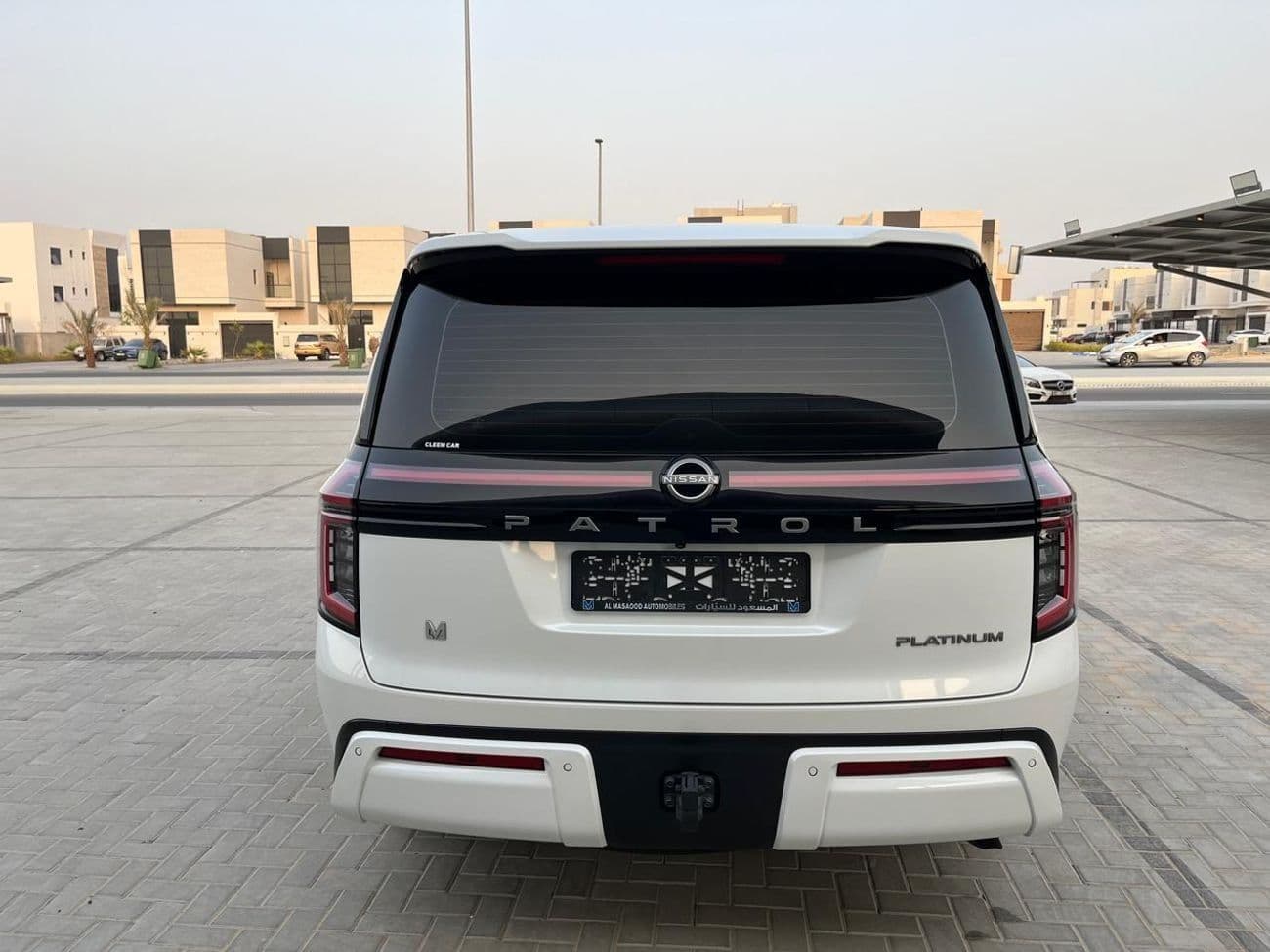 2025 Nissan Patrol LE PLATINUM CITY thumbnail 5