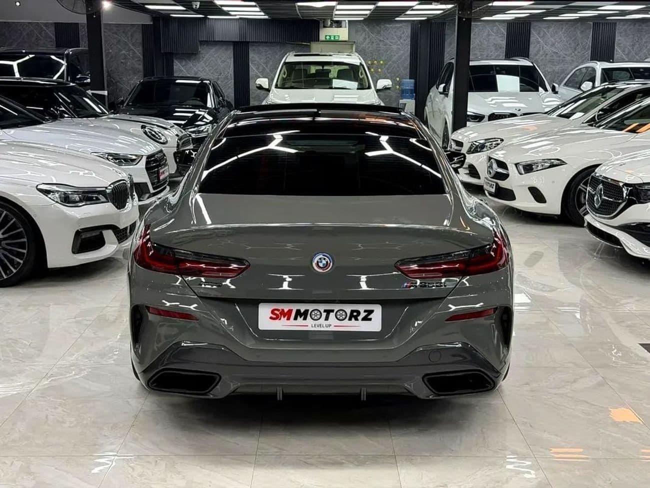 2023 BMW M850i xDrive thumbnail 6