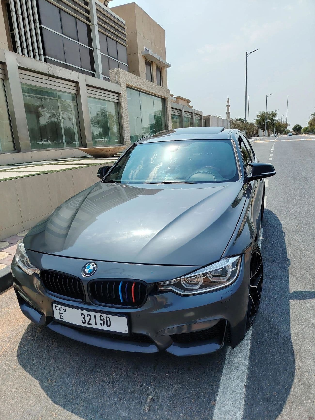 2017 BMW 320i SPECIAL EDITION thumbnail 3