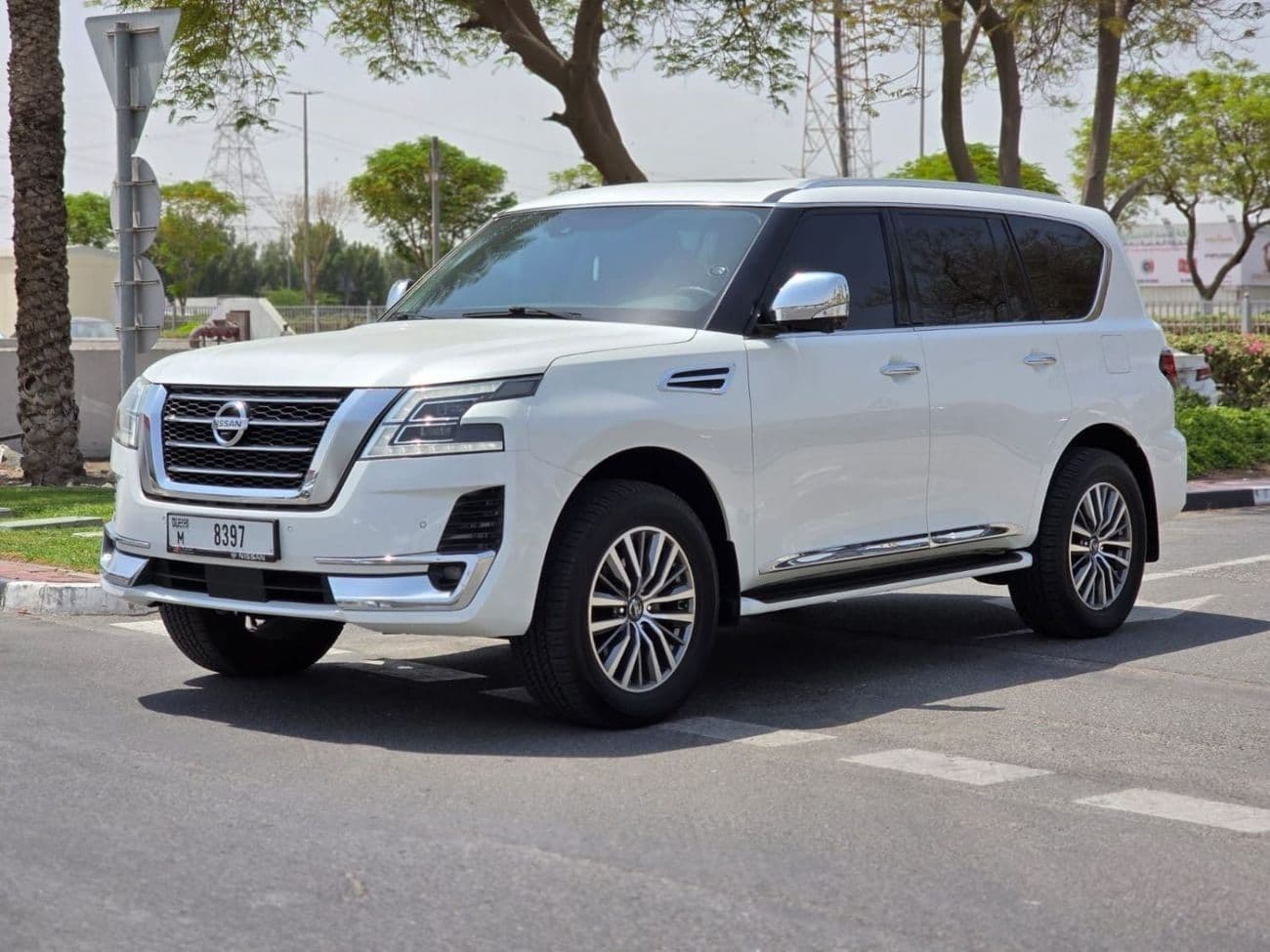 2020 Nissan Patrol SE PLATINUM CITY thumbnail 2