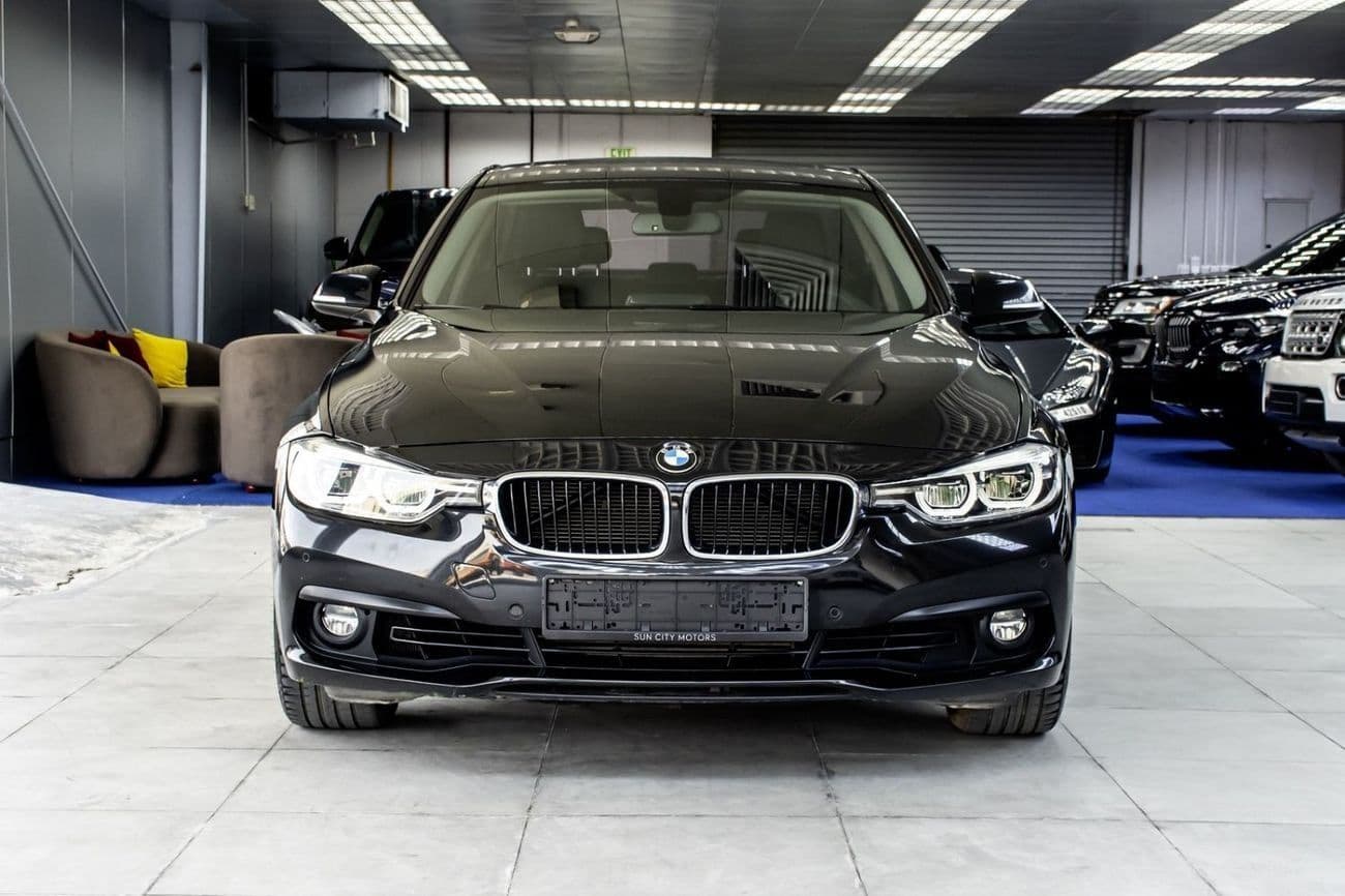 2018 BMW 318i EXCLUSIVE