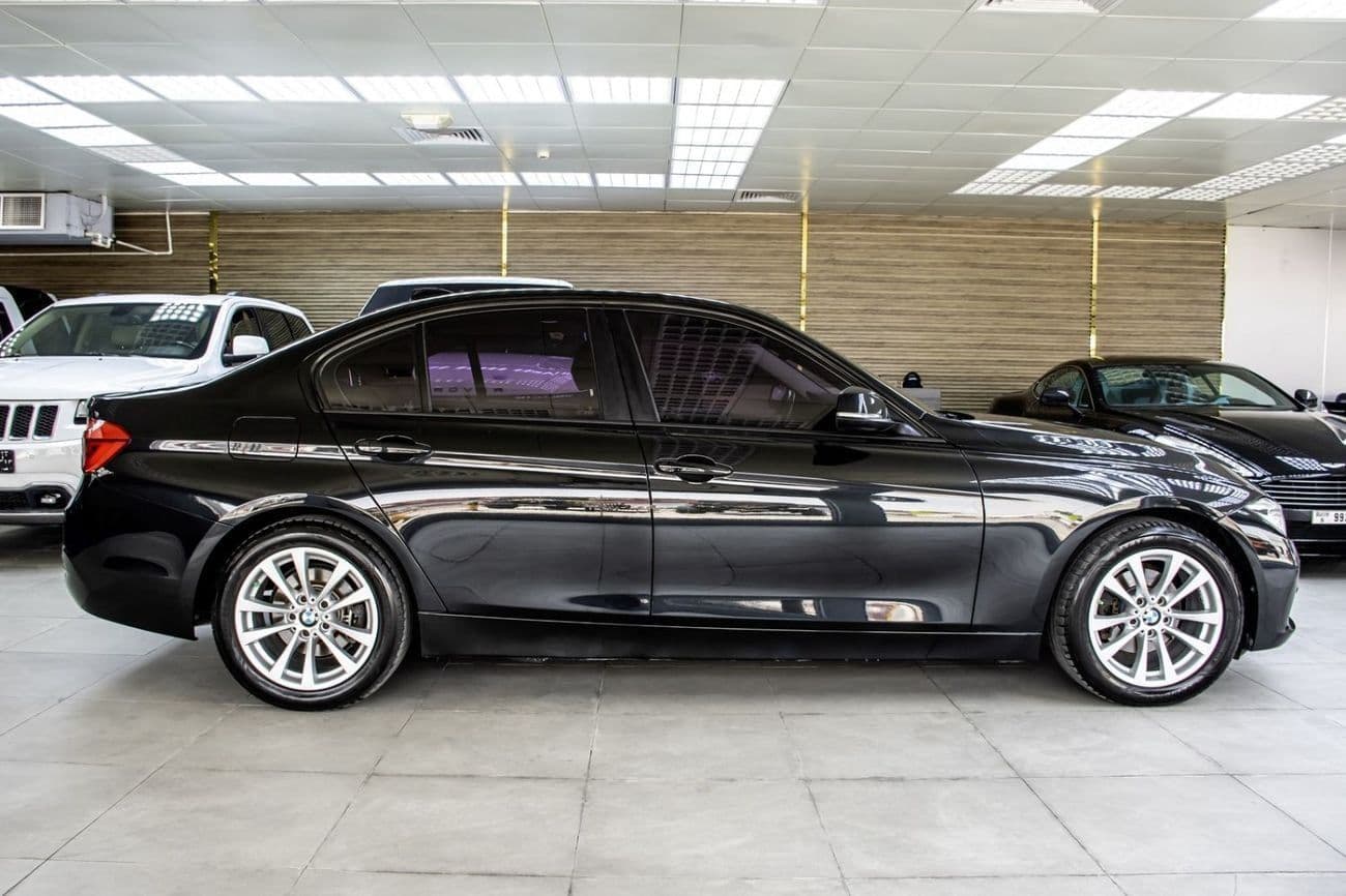 2018 BMW 318i EXCLUSIVE thumbnail 4