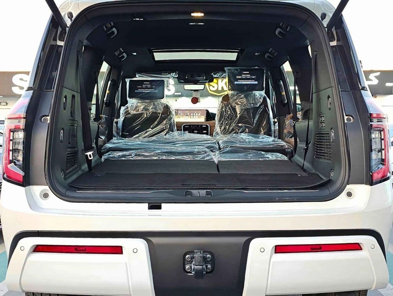 2026 Nissan Patrol SE PLATINUM thumbnail 6