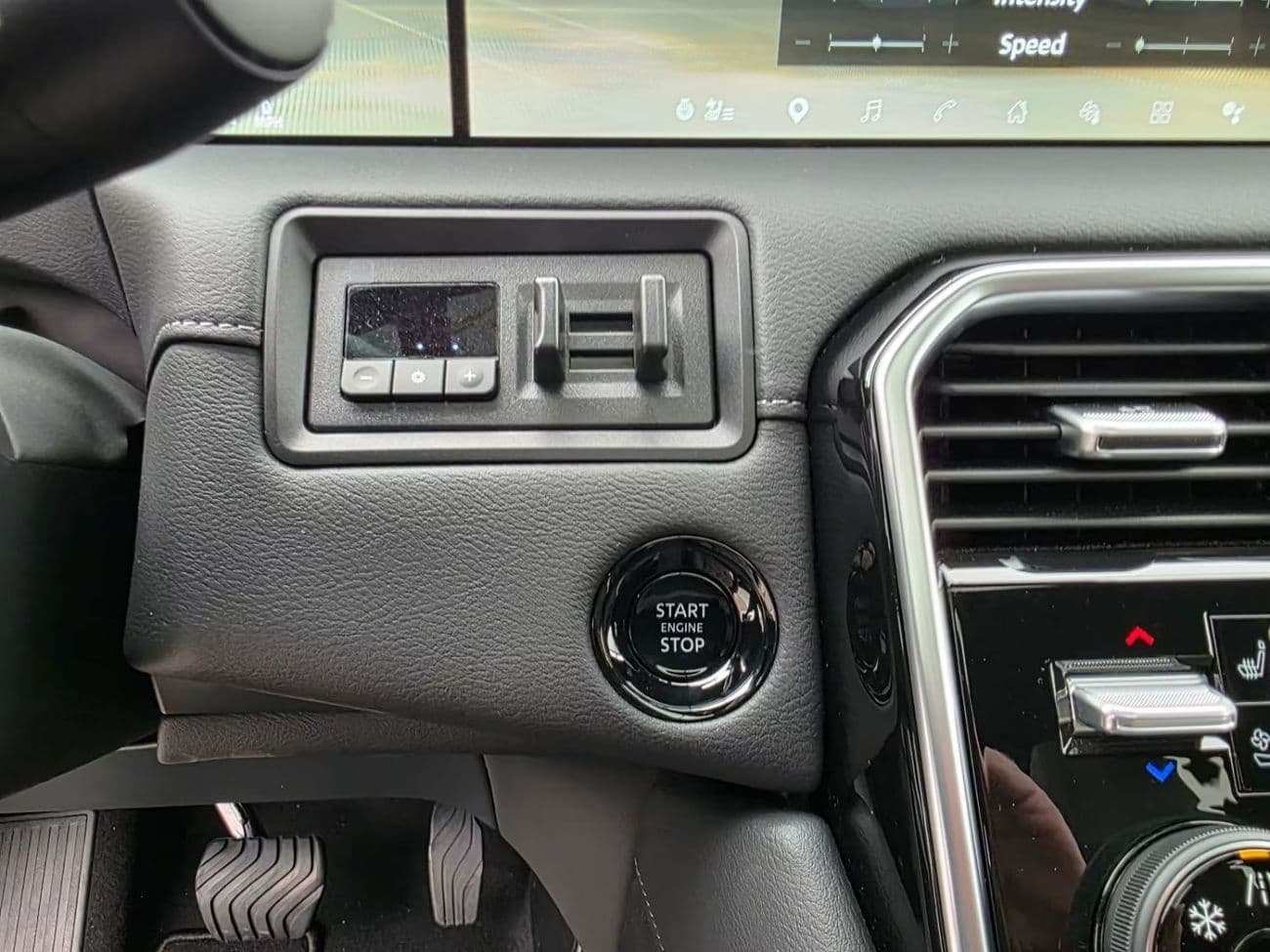 2026 Nissan Patrol thumbnail 5