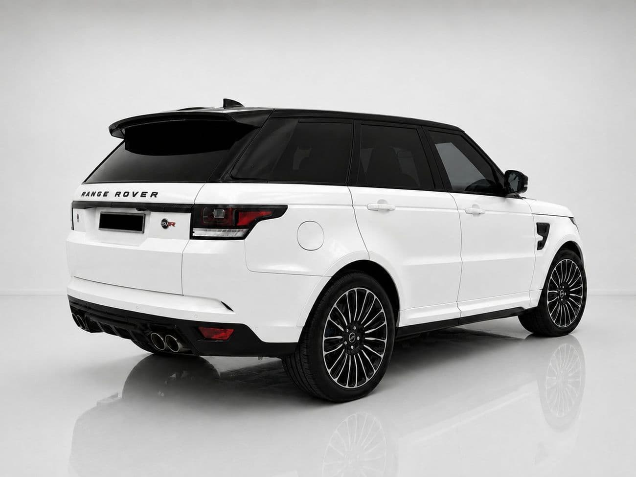 2017 Land Rover Range Rover Sport SVR thumbnail 2