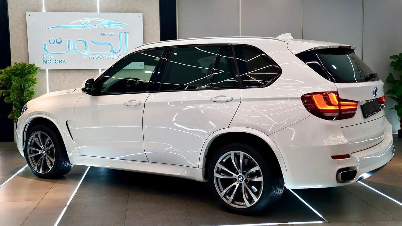 2015 BMW X5 50i thumbnail 4