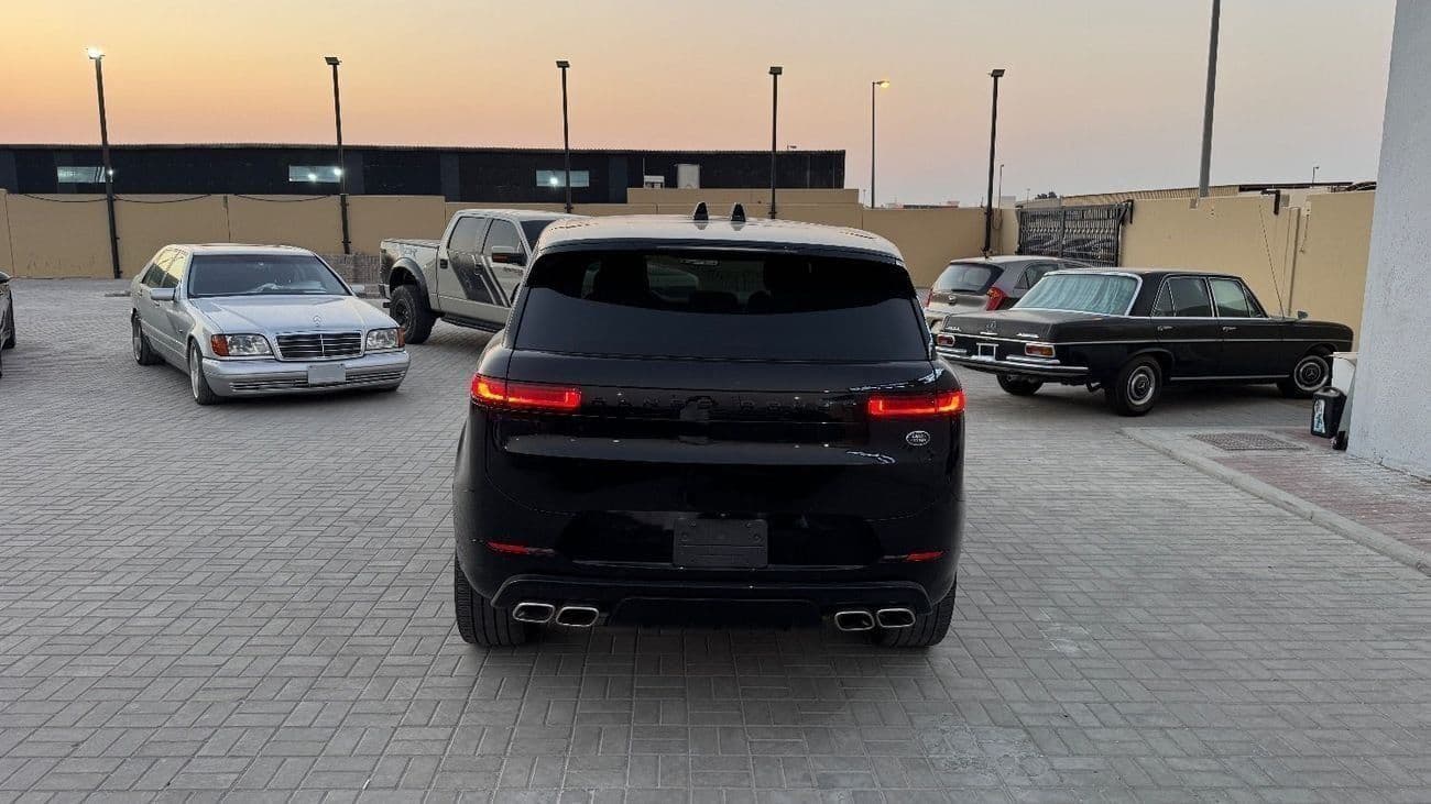 2023 Land Rover Range Rover Sport FIRST EDITION thumbnail 5