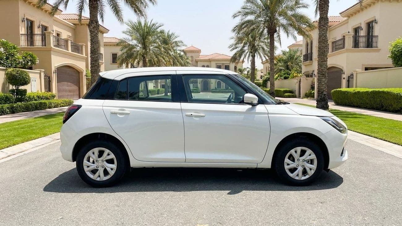 2026 Suzuki Swift thumbnail 3