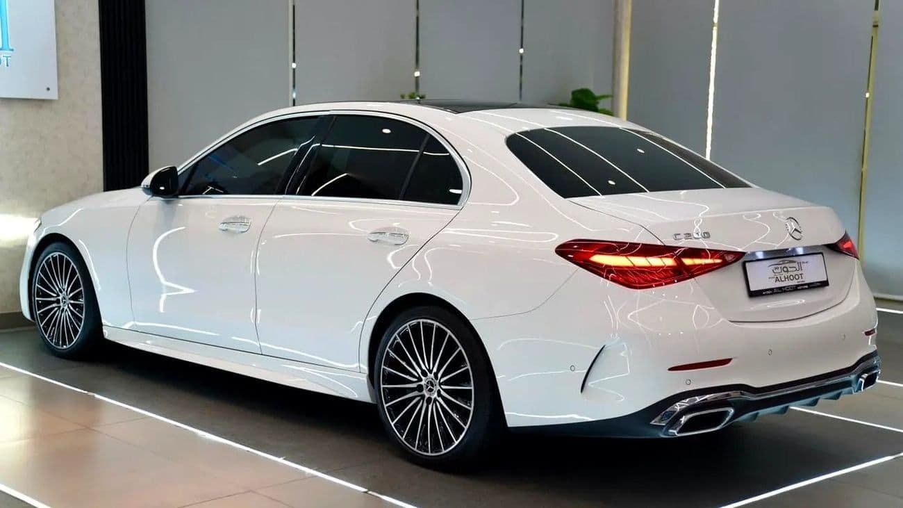 2023 Mercedes Benz C200 AMG thumbnail 4