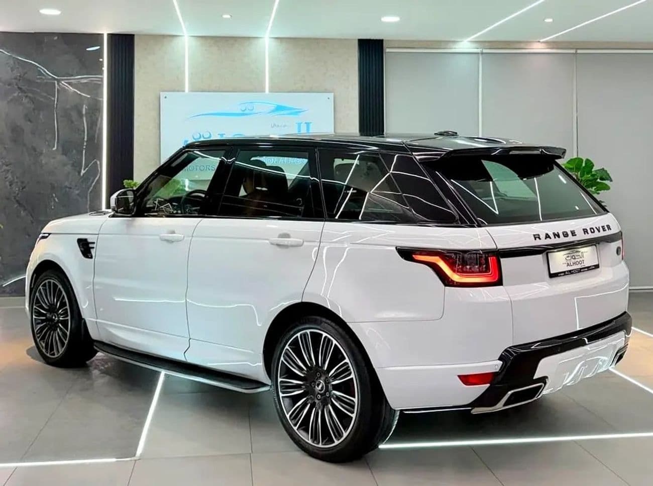 2015 Land Rover Range Rover Sport SC AUTOBIOGRAPHY thumbnail 3