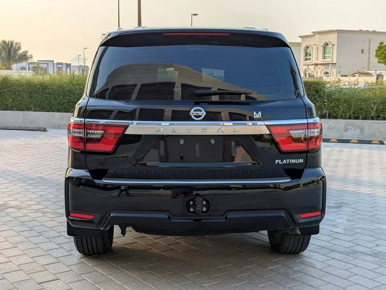 2020 Nissan Patrol SE PLATINUM CITY thumbnail 4