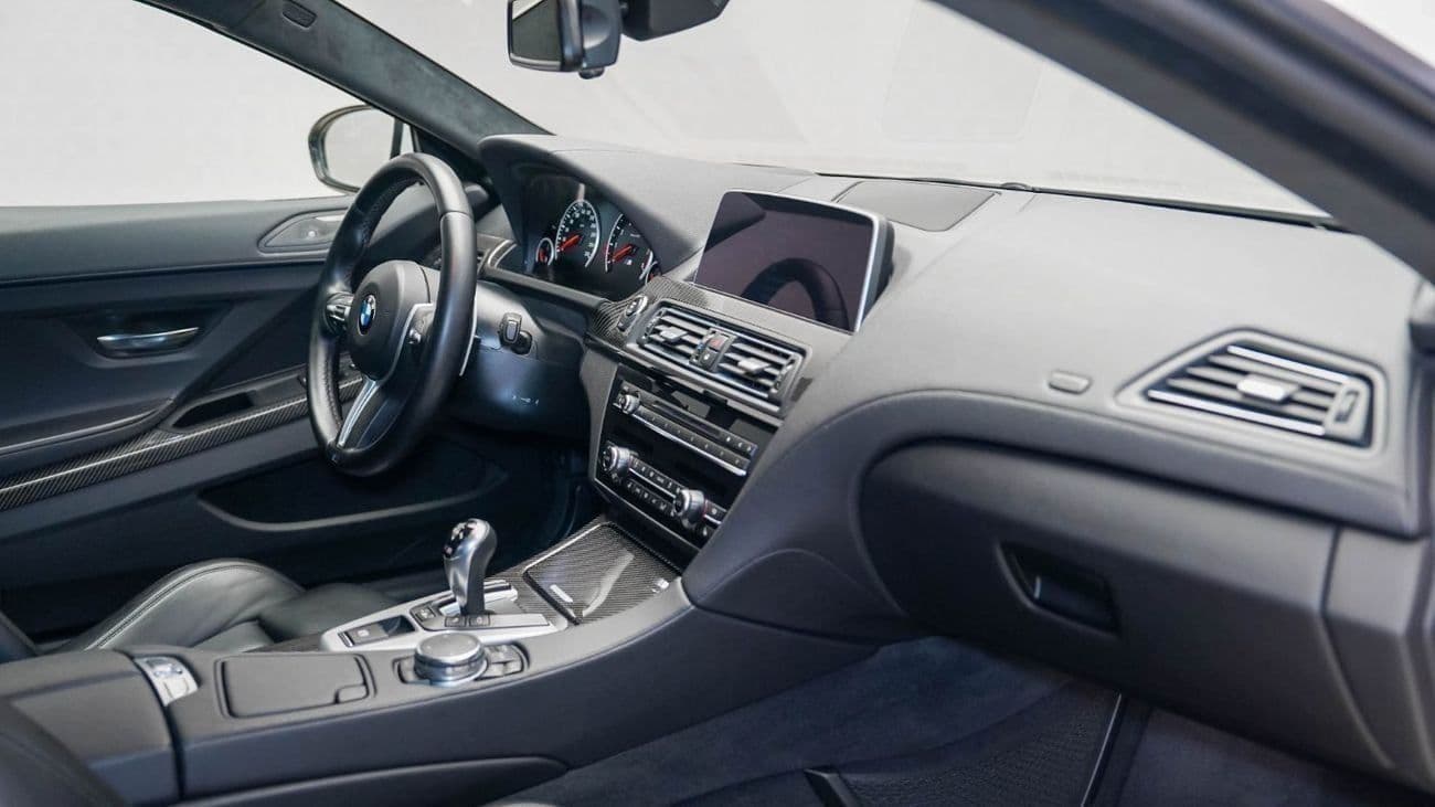 2016 BMW M6 thumbnail 7