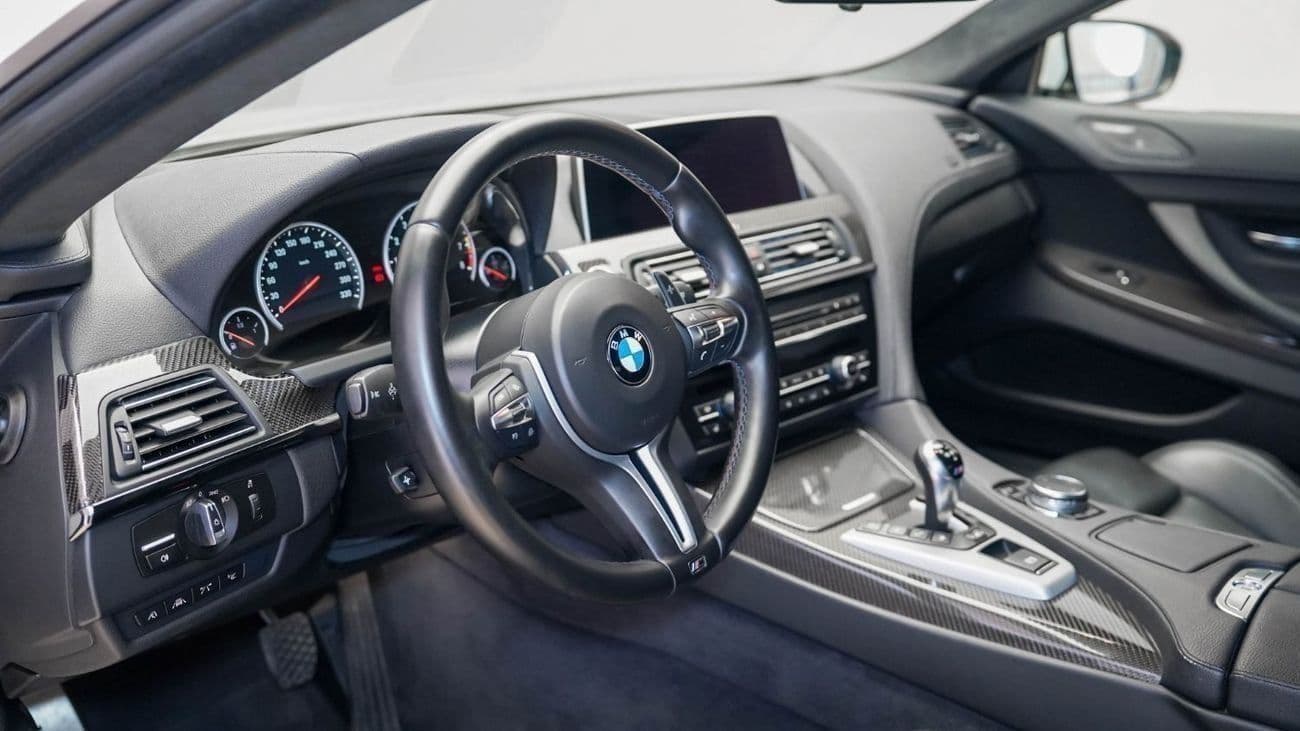 2016 BMW M6 thumbnail 4