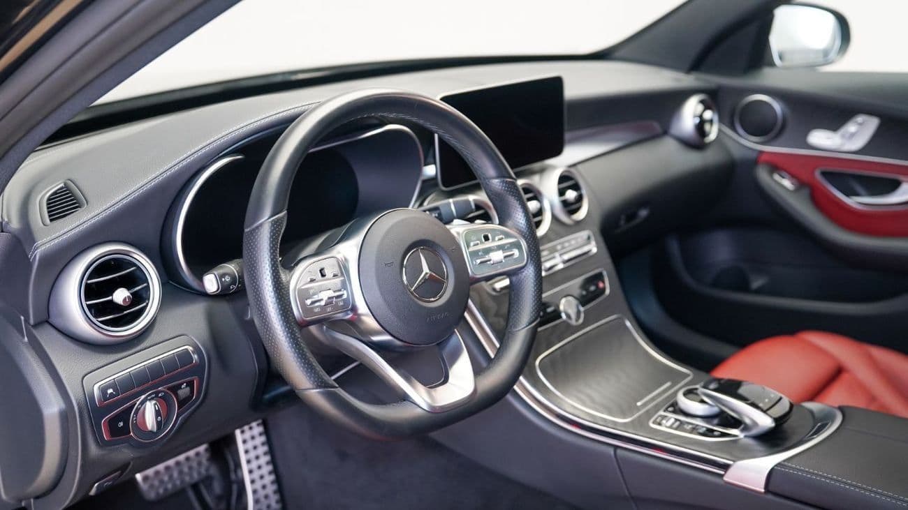 2021 Mercedes Benz C200 AMG thumbnail 4
