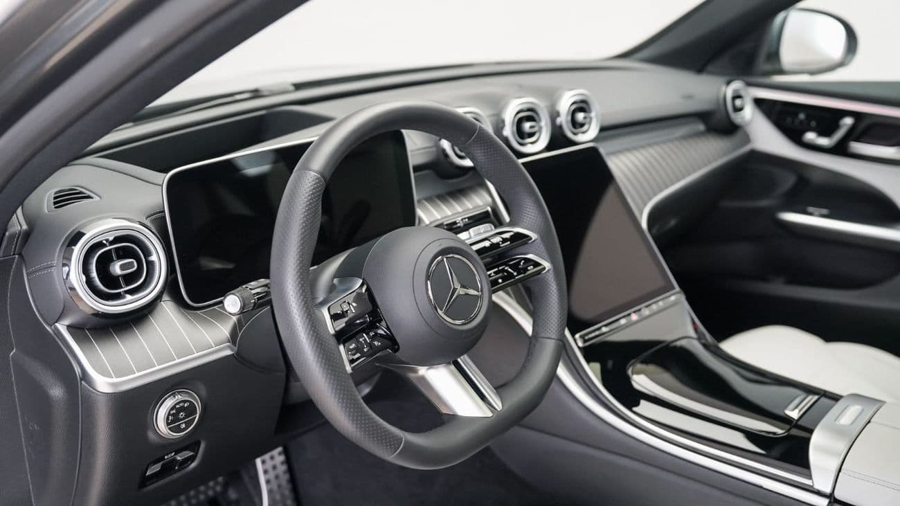 2026 Mercedes Benz C200 AMG Premium thumbnail 4