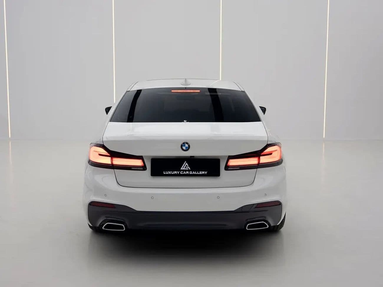 2021 BMW 523i 523i thumbnail 4