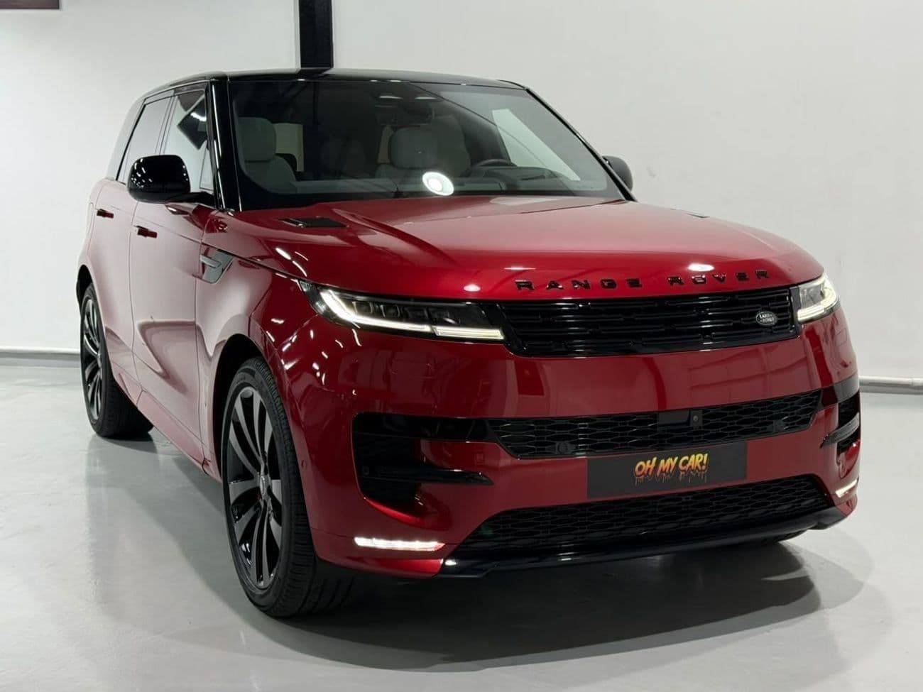 2025 Land Rover Range Rover Sport SE P400 thumbnail 2