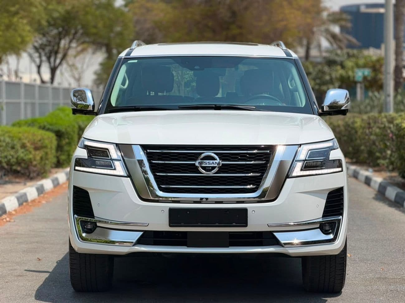 2021 Nissan Patrol SE PLATINUM CITY thumbnail 2
