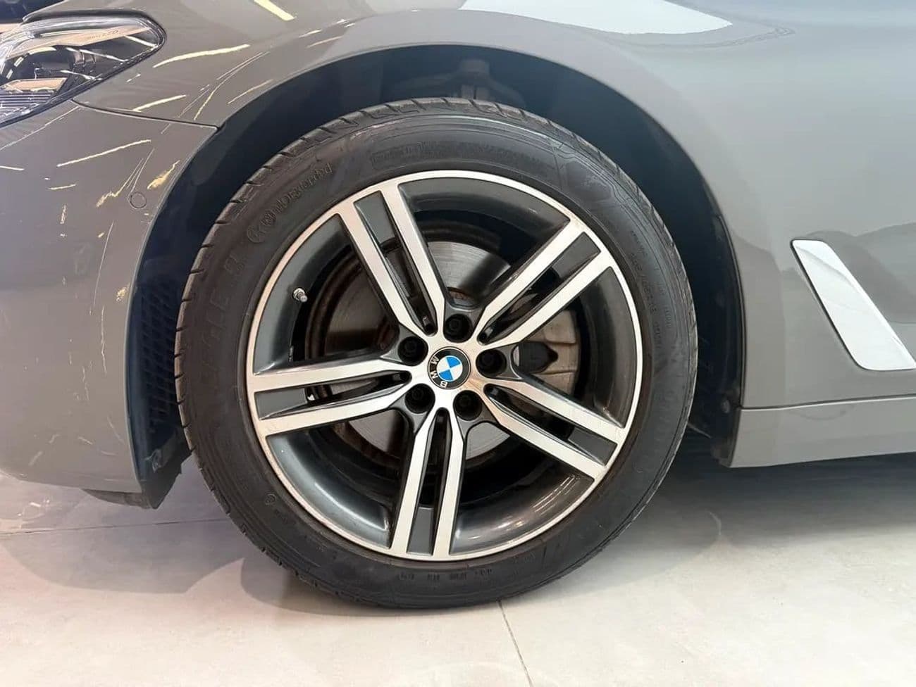 2021 BMW 520i JOY EDITION thumbnail 8