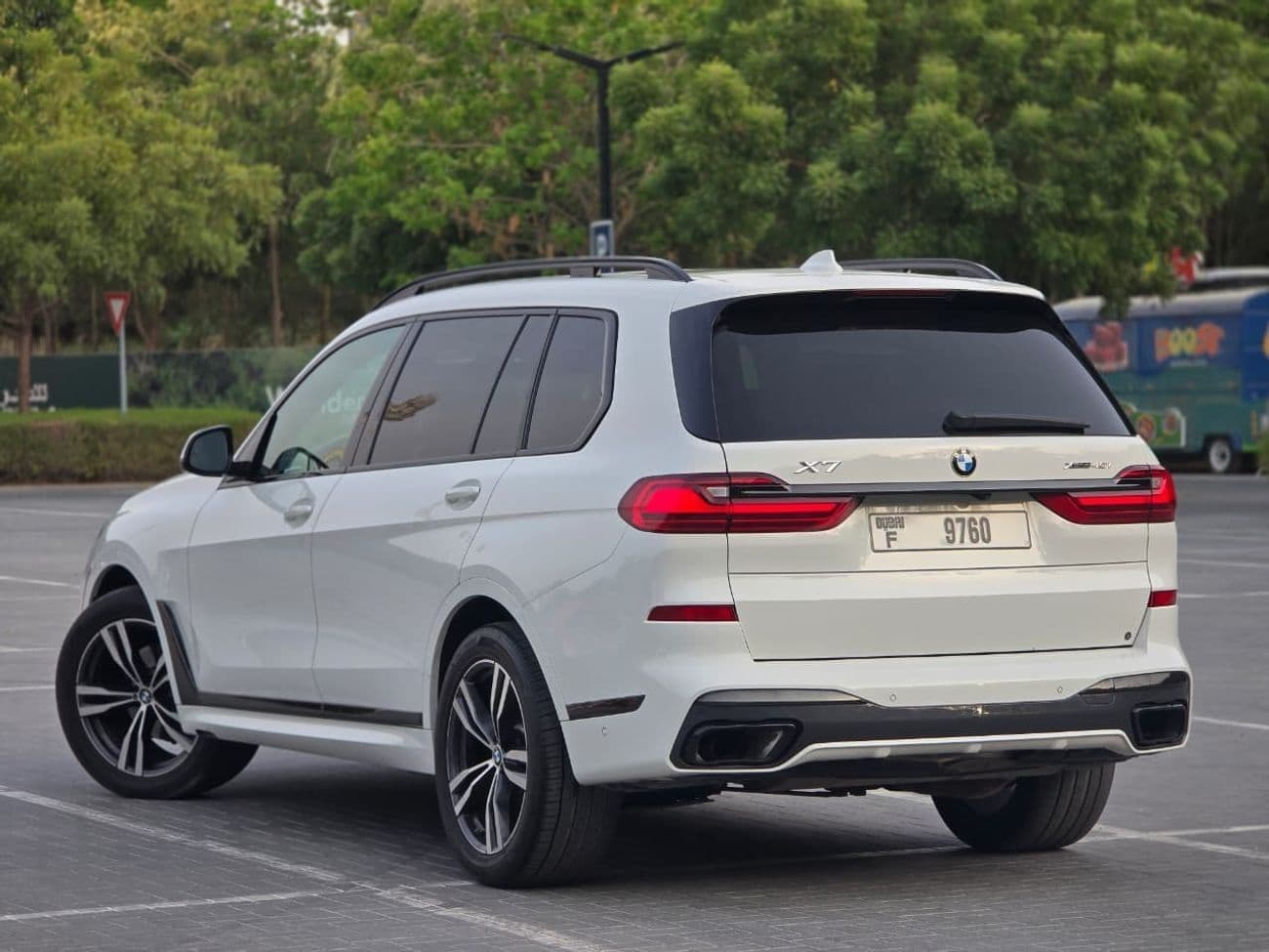 2020 BMW X7 40i M SPORT thumbnail 7