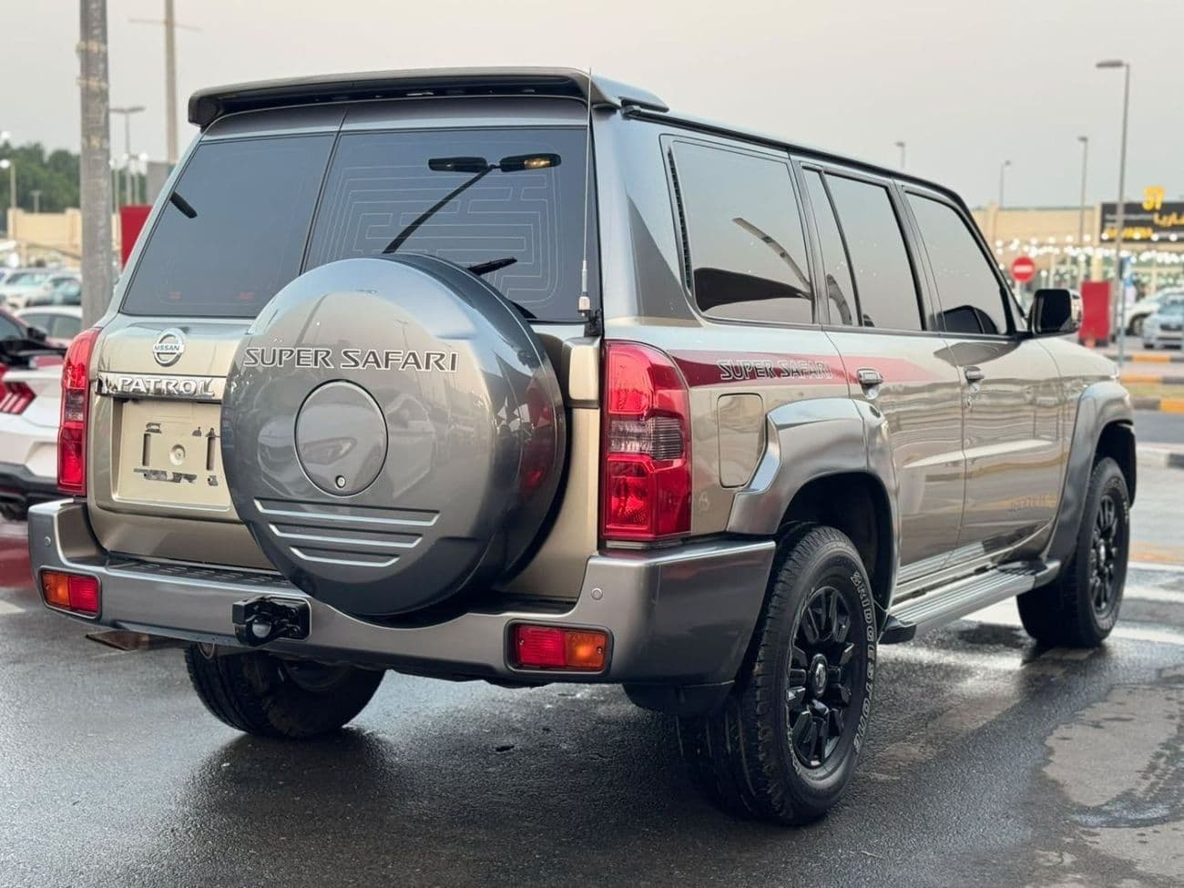 2020 Nissan Patrol SUPER SAFARI thumbnail 4