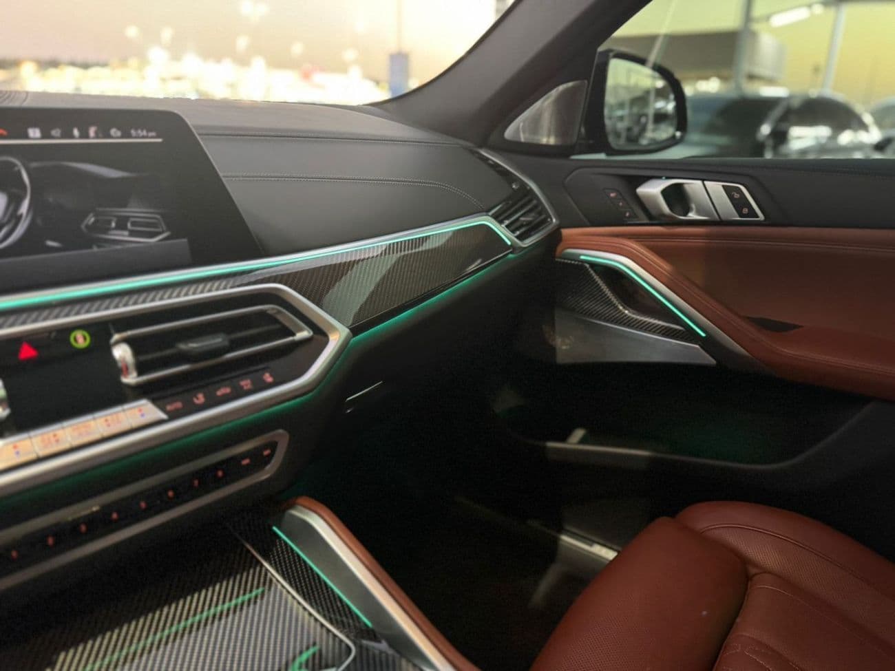 2021 BMW X6 M 8c 4.4 thumbnail 8