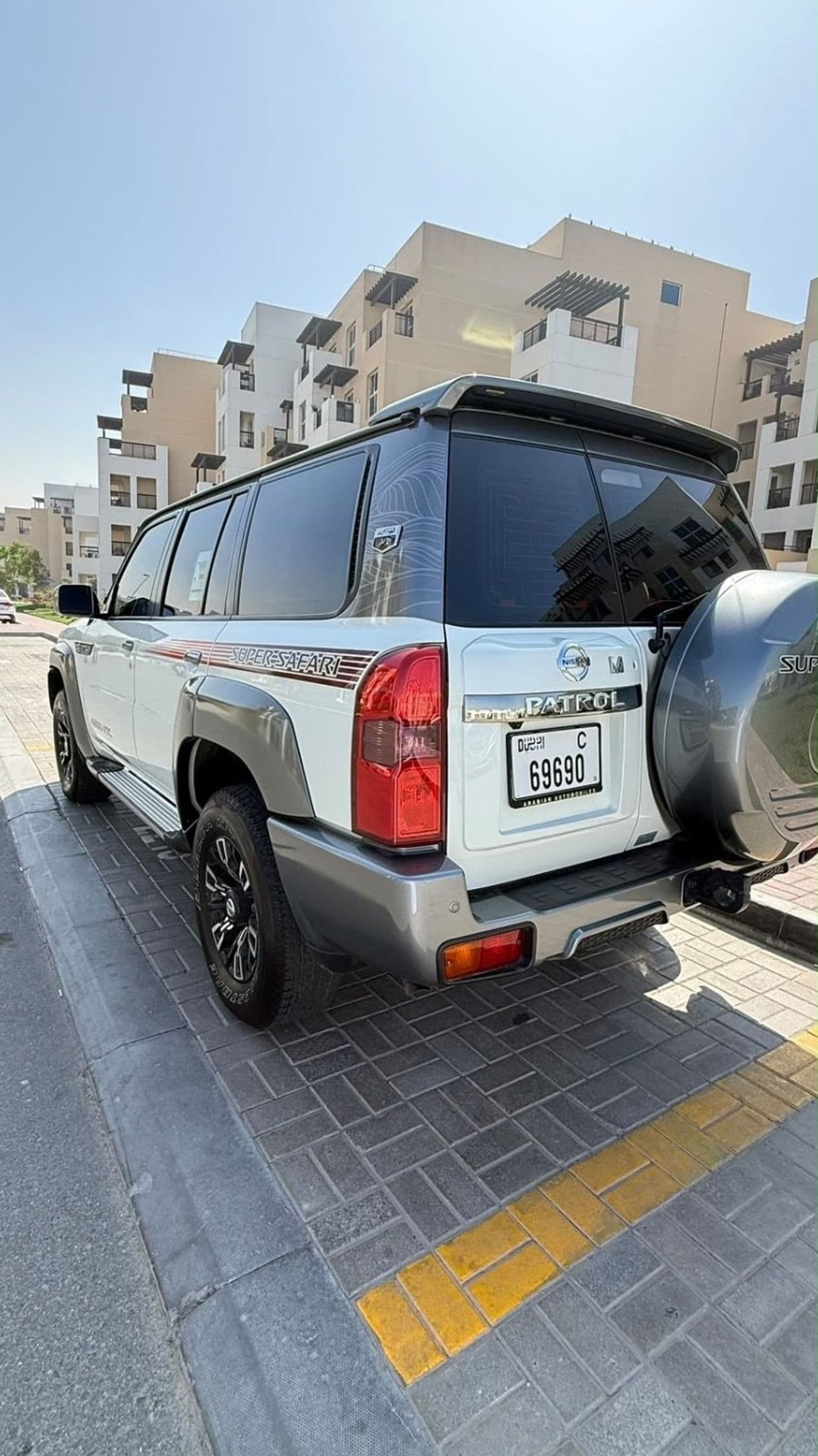 2024 Nissan Patrol SUPER SAFARI