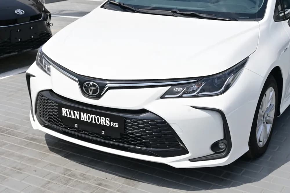 2025 Toyota Corolla thumbnail 2