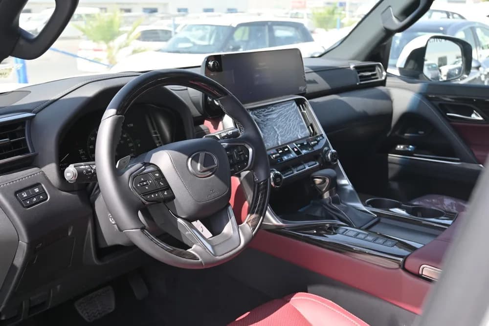 2025 Lexus LX 600 thumbnail 6