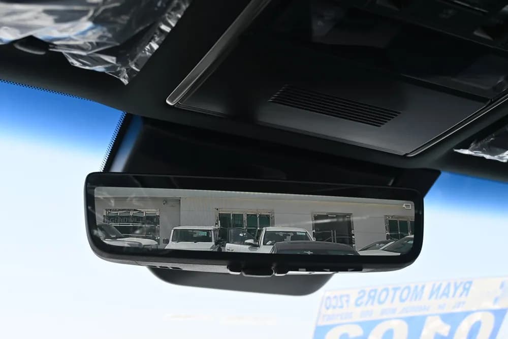 2025 Lexus LX 600 thumbnail 10