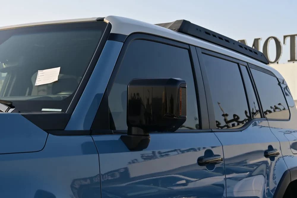 2024 Toyota Land Cruiser Prado thumbnail 2