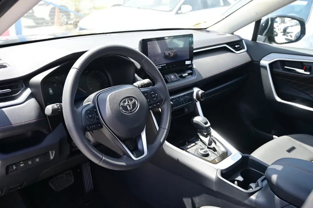 2025 Toyota Rav4 thumbnail 8