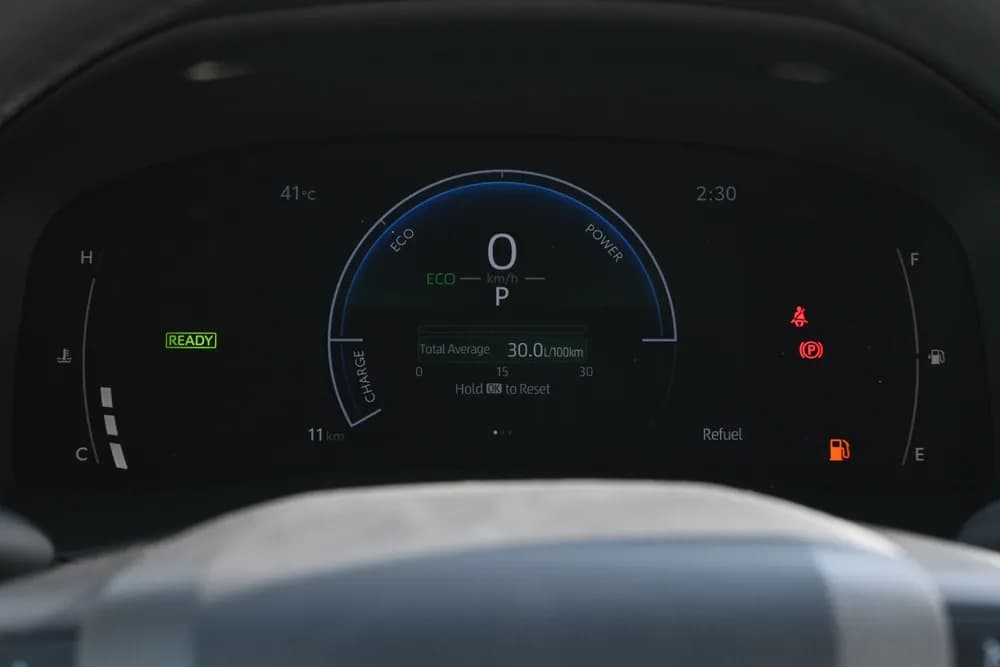 2025 Toyota Camry thumbnail 9