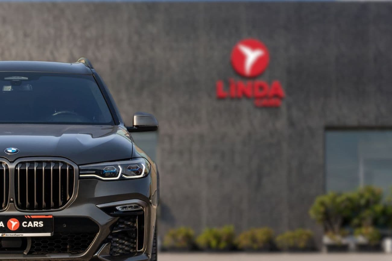2022 BMW X7 M50i