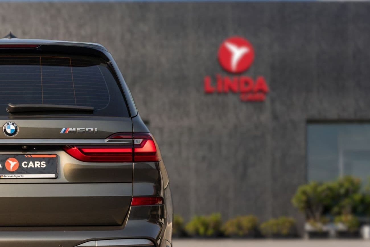 2022 BMW X7 M50i thumbnail 2